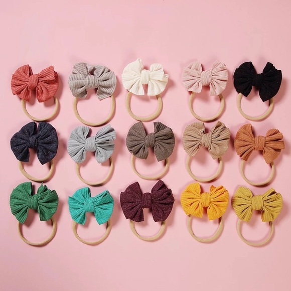 New Set of 3 Baby/Toddler set of Bows - Picture 3 of 3